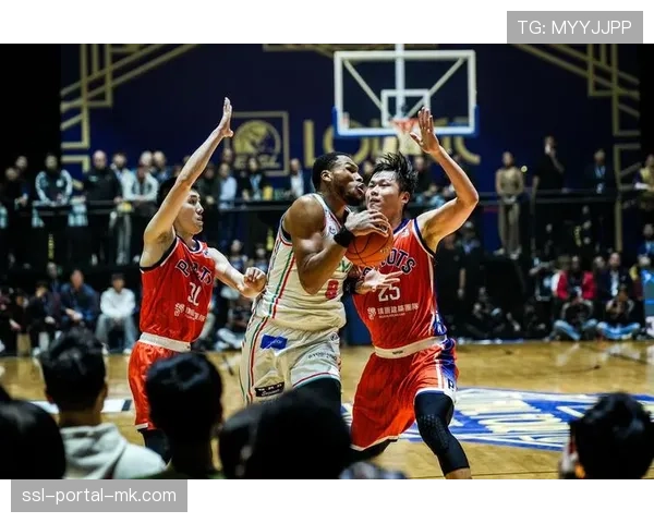 【2026年4月CBA联赛·赛中·通讯现场直击：吉林队主场响起巨大声浪干扰客队罚球